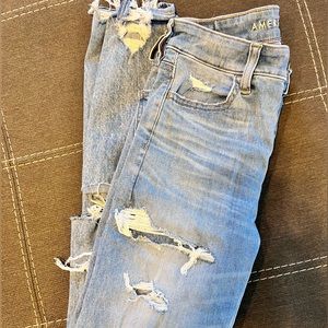 American Eagle High-Waisted Ripped Jeggings